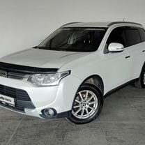 Mitsubishi Outlander 2.0 CVT, 2014, 173 535 км, с пробегом, цена 1 499 000 руб.