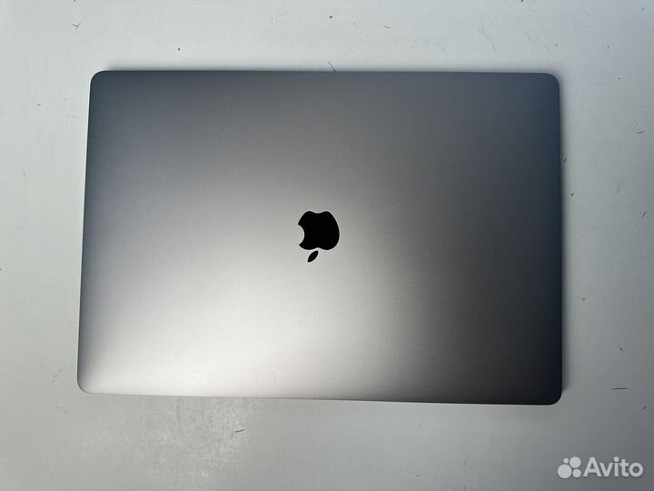 MacBook Pro 16 2019 i9, 16Gb, 1Tb (новый акб)