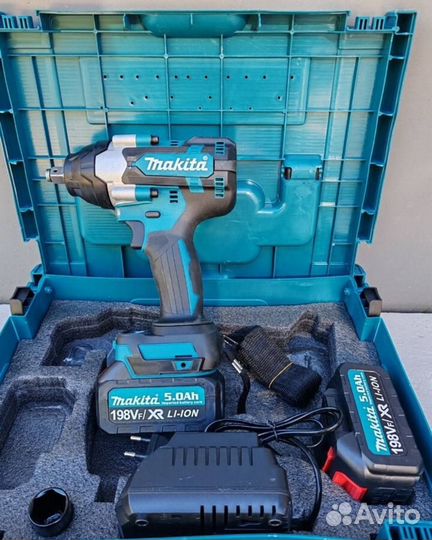 Аккумуляторный гайковерт Makita 800 н.м. (Арт.3919
