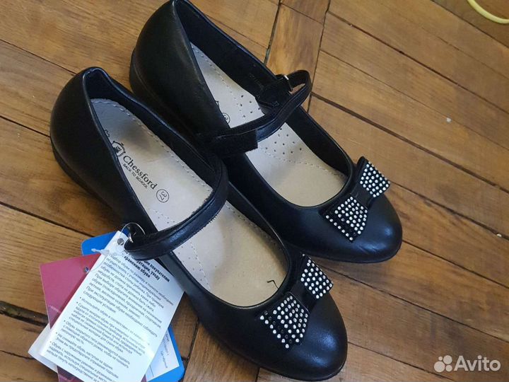 Туфли для девочки в школу