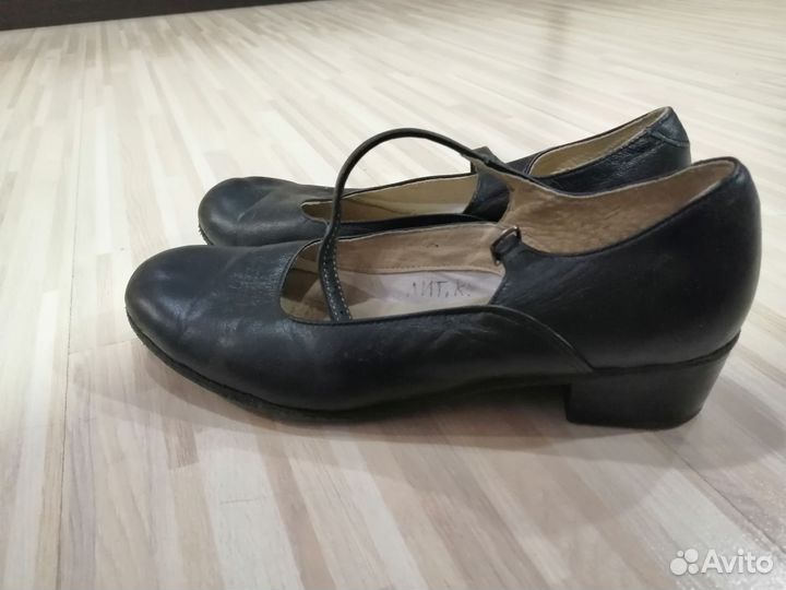 Туфли для девочки