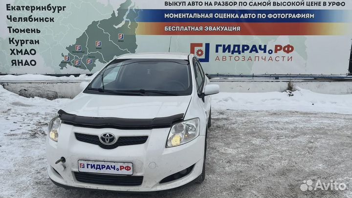 Пыльник двигателя нижний левый Toyota Auris (E150)