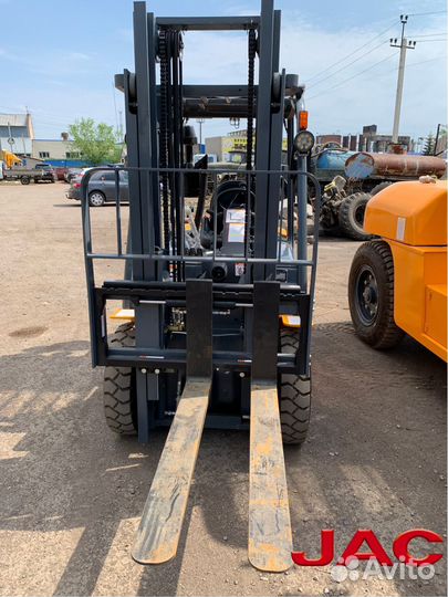 Вилочный погрузчик JAC CPCD25, 2023