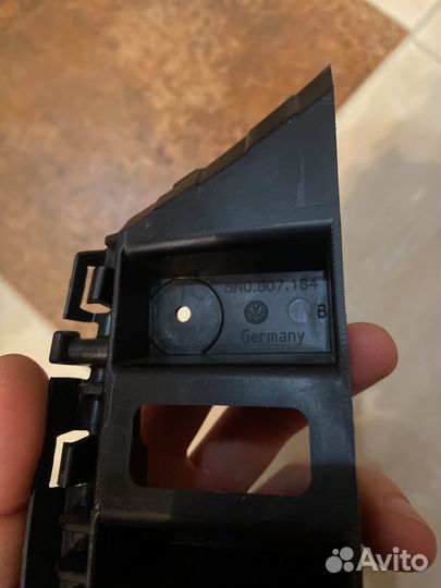 Кронштейн переднего бампера Volkswagen Tiguan