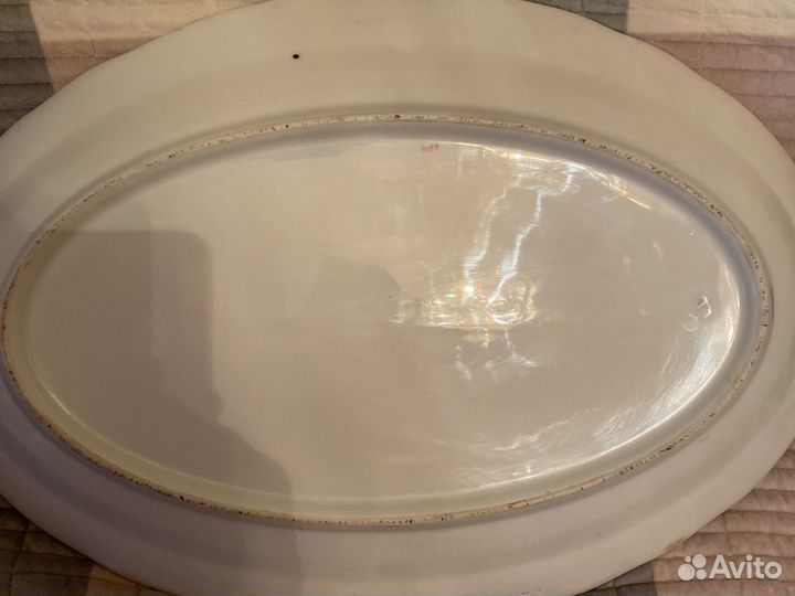 Блюдо большое, тяжелое, размер 55на 37 см, не знаю