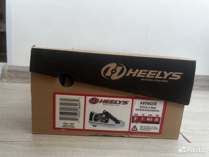 Роликовые кроссовки Heelys