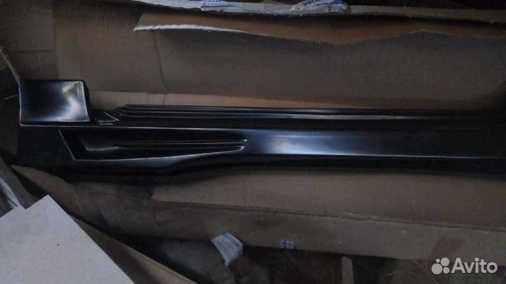 Пластиковые пороги ваз21081