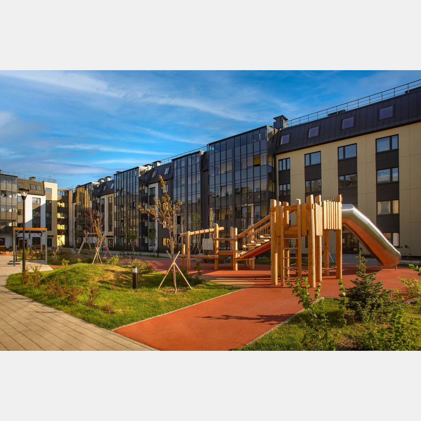 2-к. квартира, 75,3 м², 2/5 эт.
