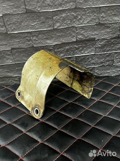 Тепловой экран пыльника шруза 1J0407721C