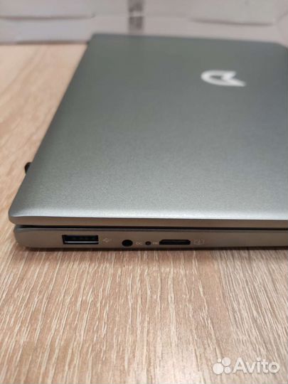 Ноутбук Irbis NB660