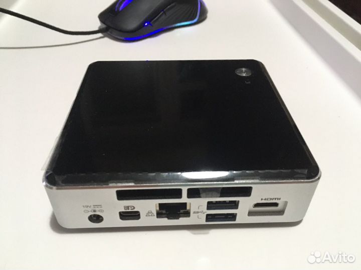 Платформа Intel NUC NUC5i3RYK