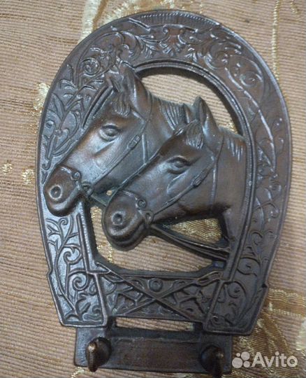 Панно-ключница Лошади