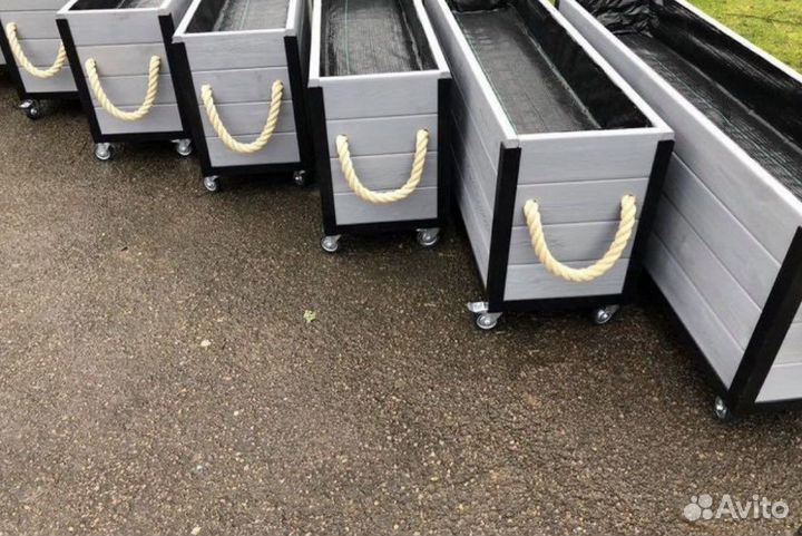 Кашпо уличное деревянное