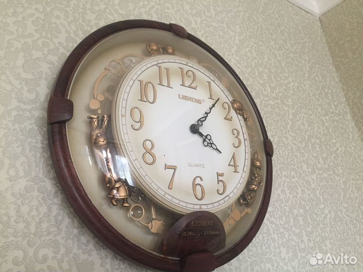 Часы настенные