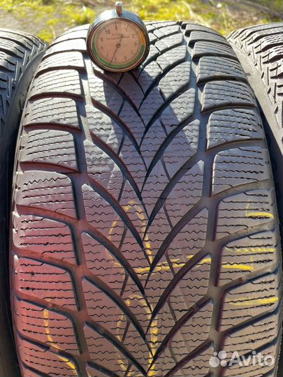 Goodyear UltraGrip Ice 2 225/50 R17