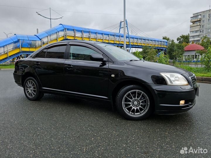 Toyota Avensis 1.8 AT, 2004, 240 000 км