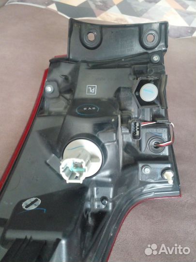 Фонарь задний правый Ниссан Кашкай