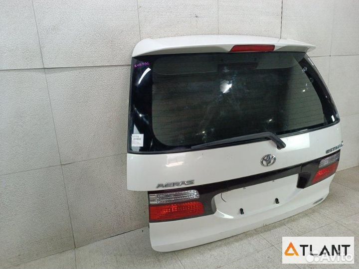 Дверь задняя toyota estima