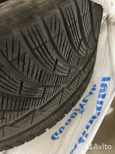 Michelin Pilot Alpin 245/35 R19 и 265/35 R19 98W