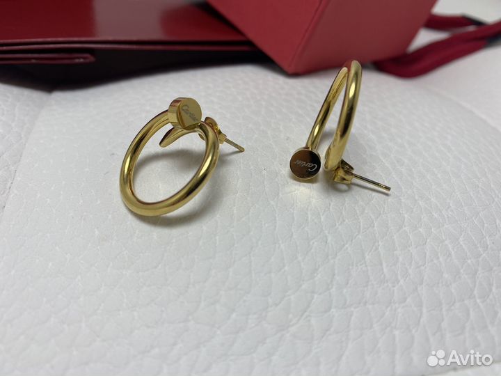 Серьги гвоздики Cartier