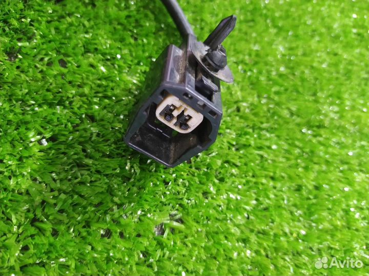 Датчик ABS задний правый Volvo S40