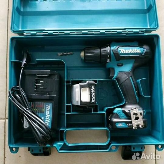 Дрель-шуруповерт аккумуляторная Makita DF333dwye C