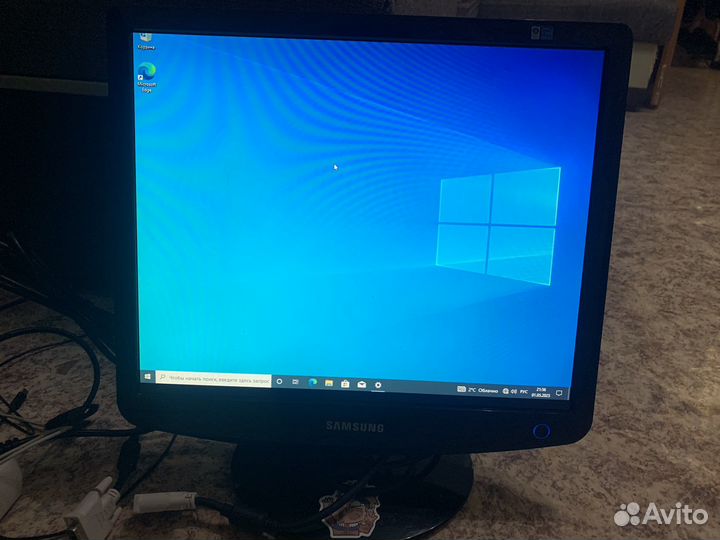 Монитор Sumsung 19 SyncMaster932BF