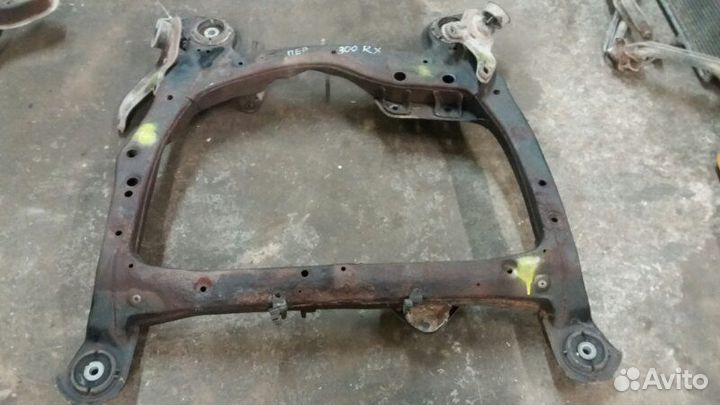 Балка передняя передняя Lexus Rx300 I 1mzfe 1999