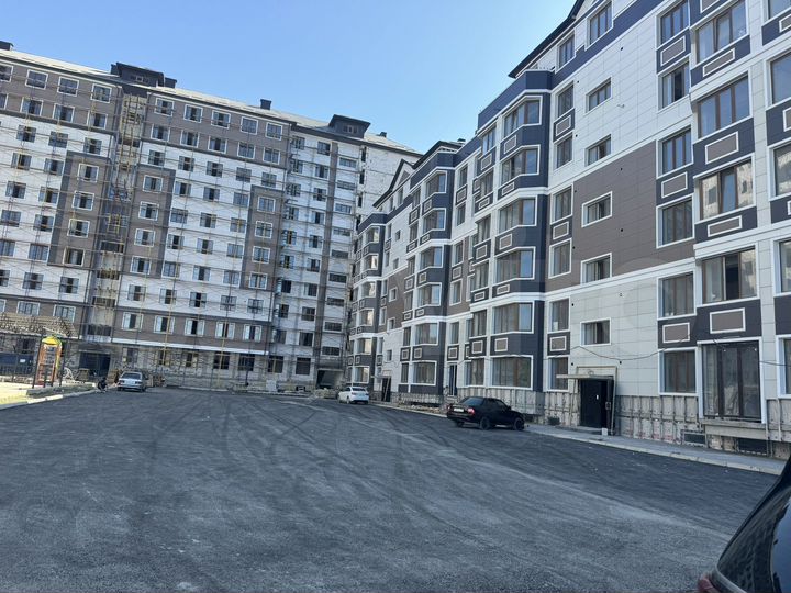 2-к. квартира, 68 м², 2/6 эт.