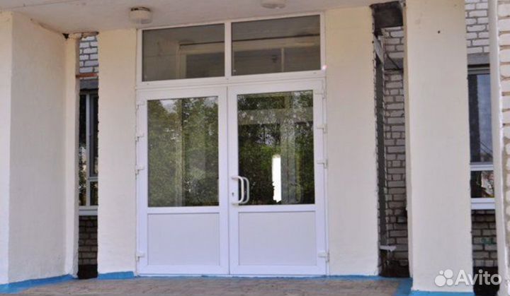 Двери входные пластиковые