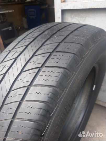 Uniroyal Tiger Paw Touring 235/65 R17