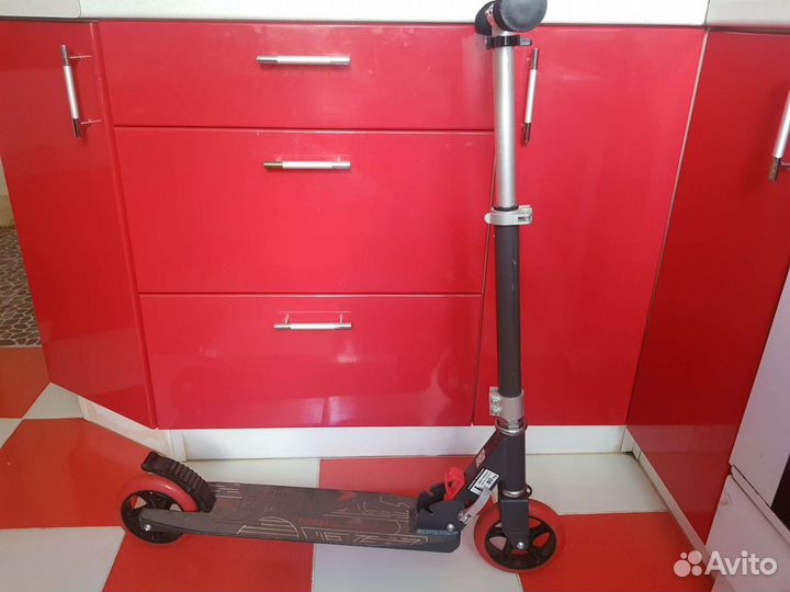 Самокат новый