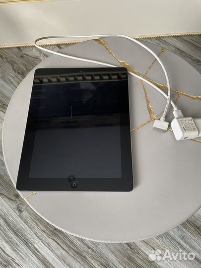 iPad 3 64gb Wi-Fi + Sim,чехол BMW,Logitech K480