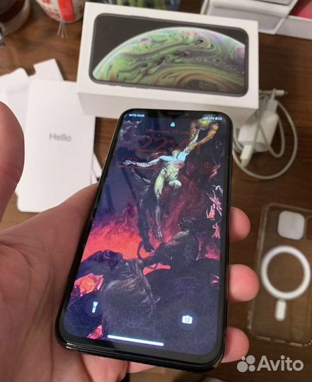iPhone Xs, 64 ГБ