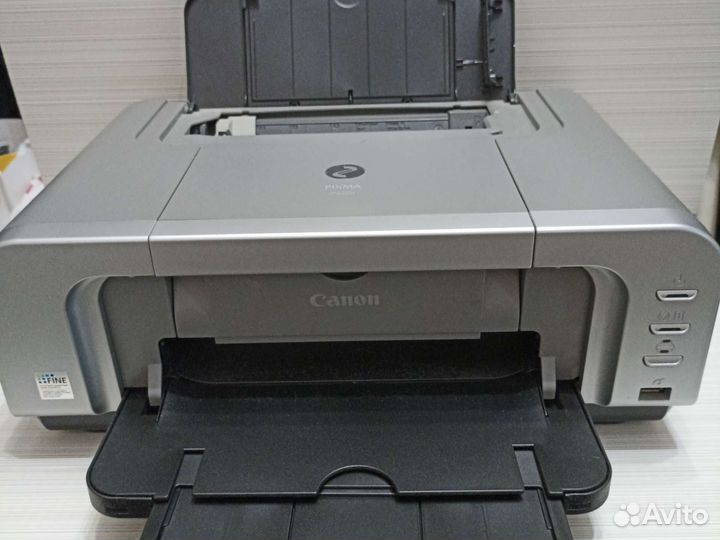 Цветной струйный принтер