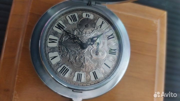 Часы юбилейные