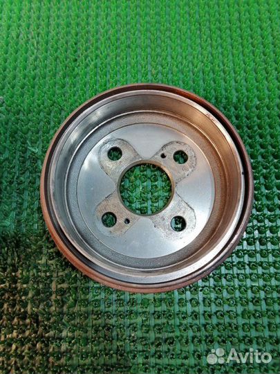 Ступица задняя правая Toyota Passo KGC30 1KR-FE