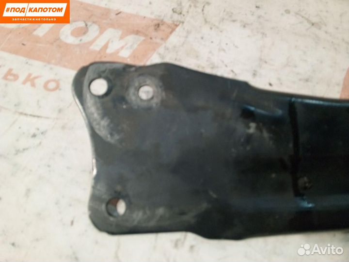 Рычаг задний продольный правый Volkswagen Passat