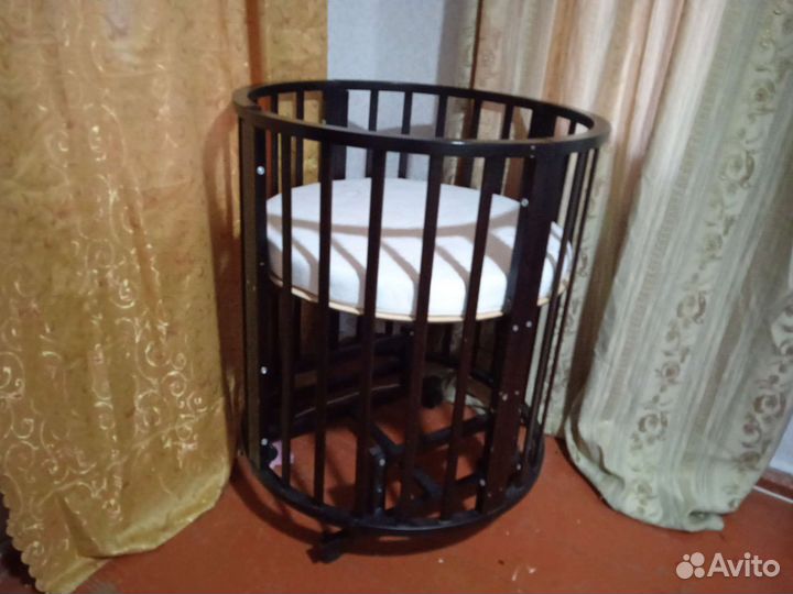 Кроватка детская