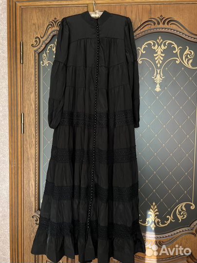 Нарядное женское платье