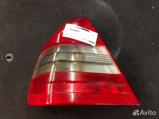 Mercedes C w202 седан задний левый фонарь