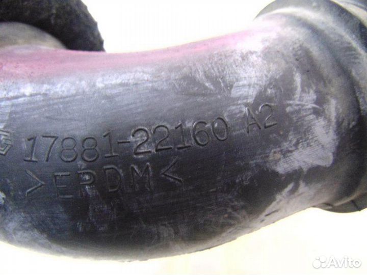 Патрубок воздухозаборника Toyota Auris 1 E150