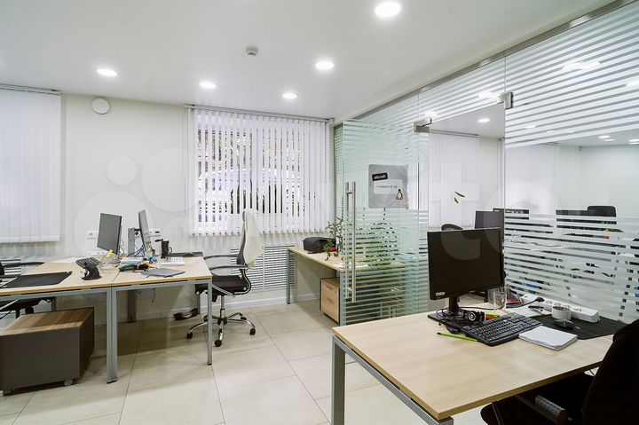 Современное офисное помещение 175.2 м²