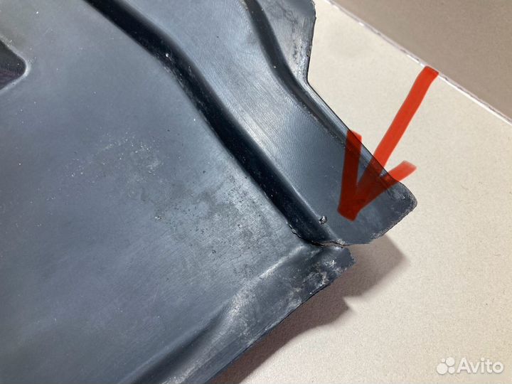 Пыльник задний правый Volkswagen Passat B6/B7