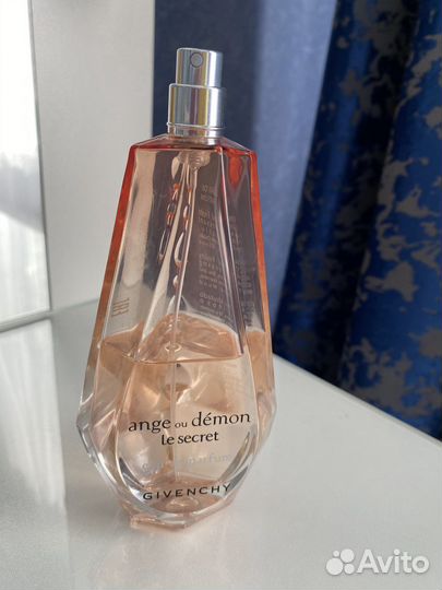 Парфюмерная вода женская Givenchy