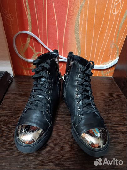 Ботинки кеды демисезонные для девочки р. 35 кожа