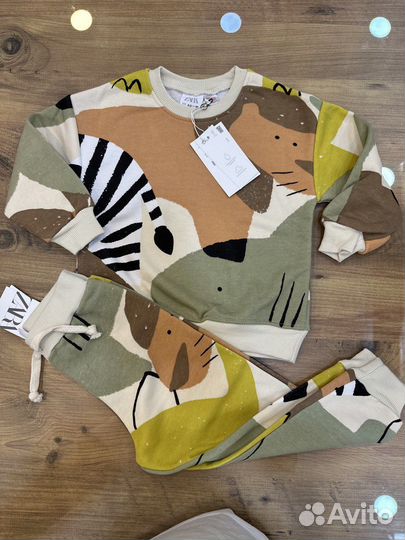 Костюм детский Zara
