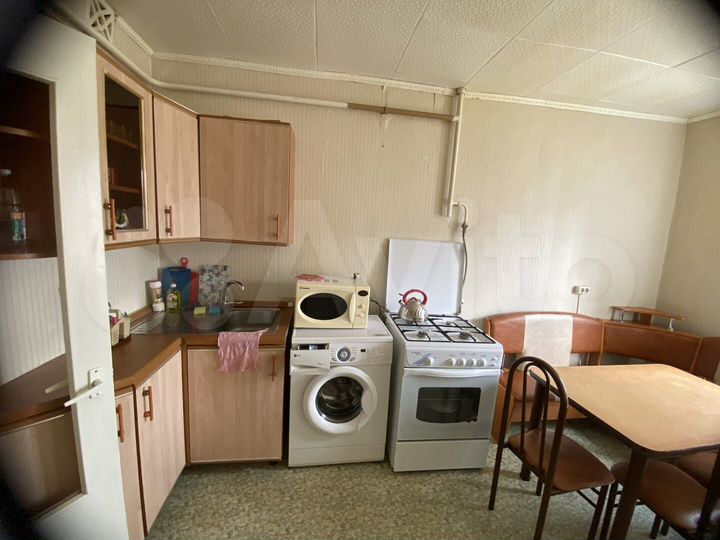 2-к. квартира, 76,3 м², 1/10 эт.