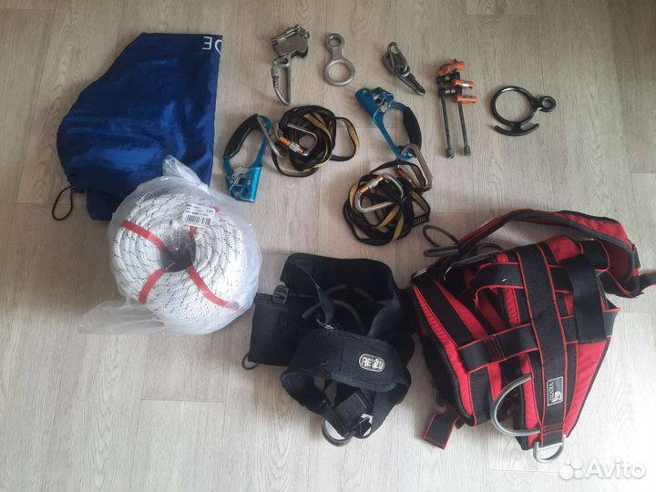 Альпинистское снаряжение комплект бу