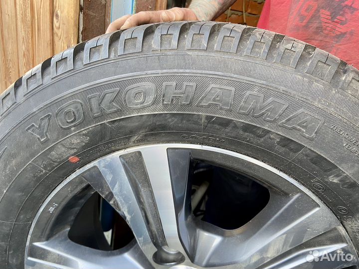 Yokohama Geolandar G94 285/60 R18